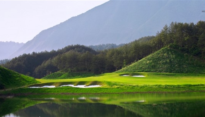 安徽黄山太平湖卧虎高尔夫球场